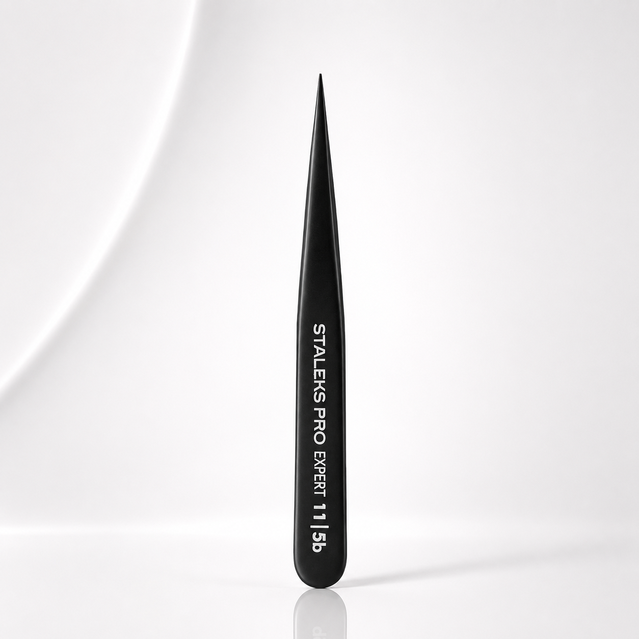 Eyebrow Tweezers EXPERT 11 TYPE 5b Point Black