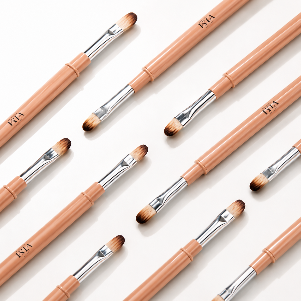 Gel and liner brush 2in1
