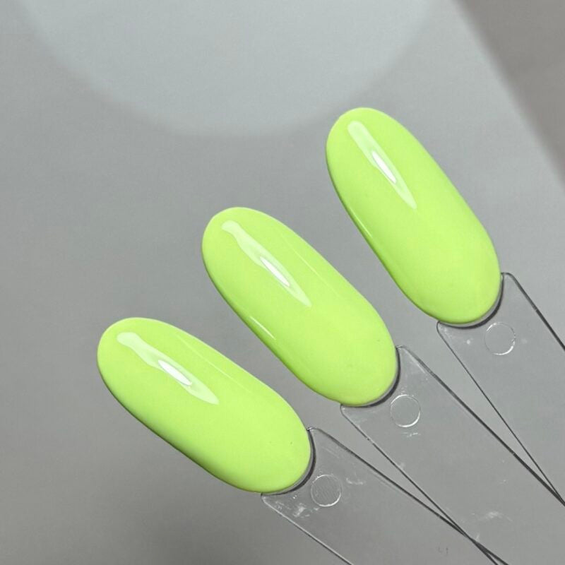 I.Am by BO. Soak Off Gel Polish #141 Tennisball 15ml