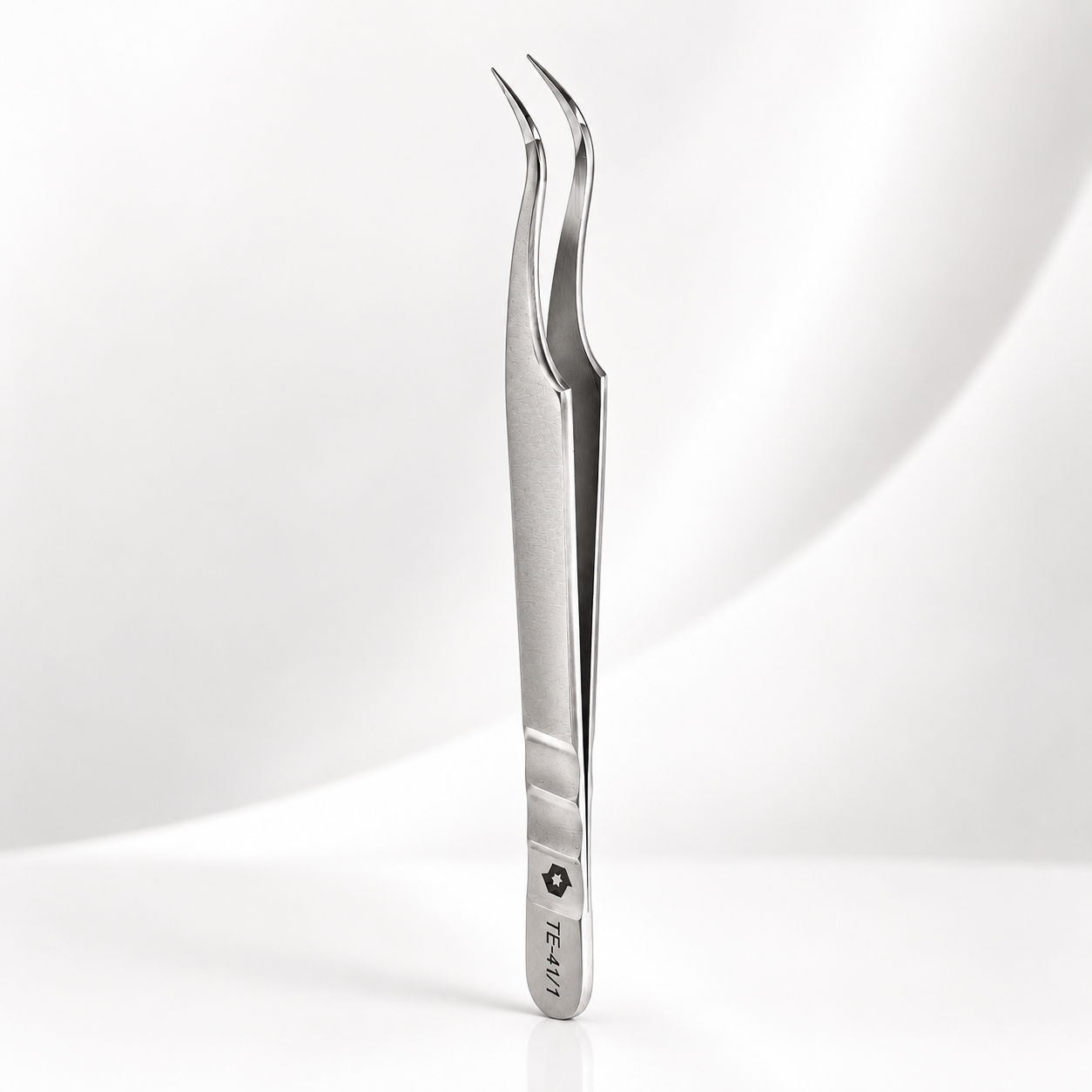 Professional Eyelash Tweezers EXPERT 41 TYPE 1