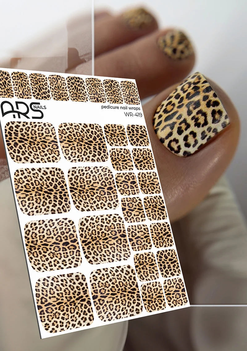 Pedicure Leo classic. Nail wraps WR-419