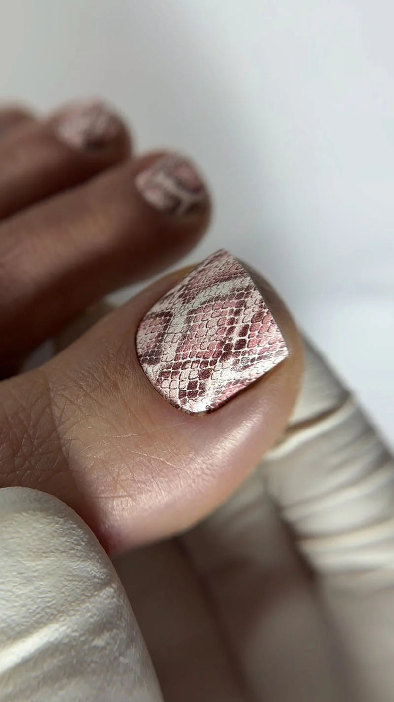Pedicure Python. Pink. Nail wraps WR-452