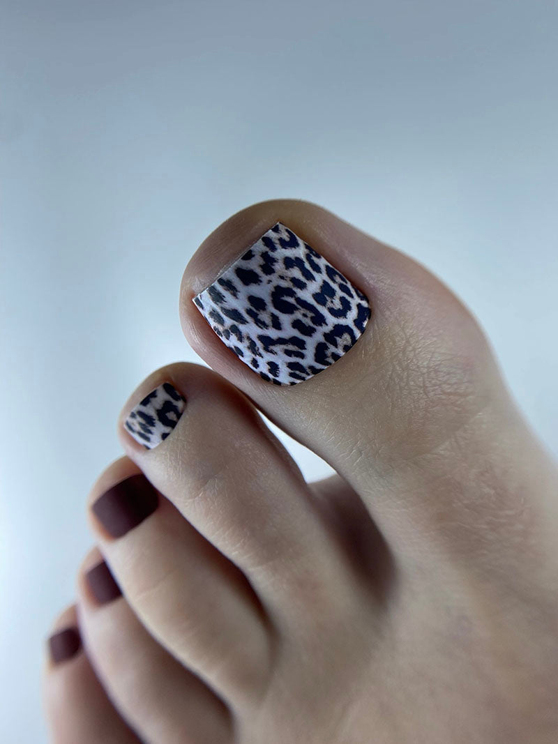 Pedicure Leo. Small delicate. Nail wrap WR-842 - image 2