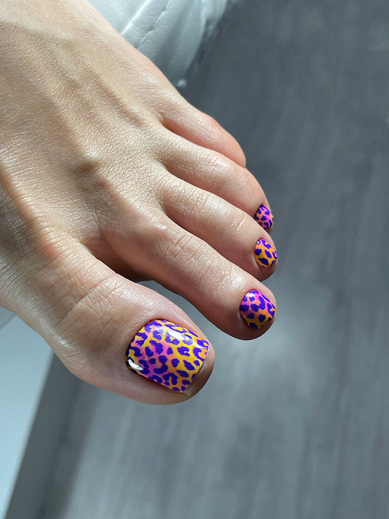 Pedicure Leo. Purple spots. Nail wrap WR-843 - image 4